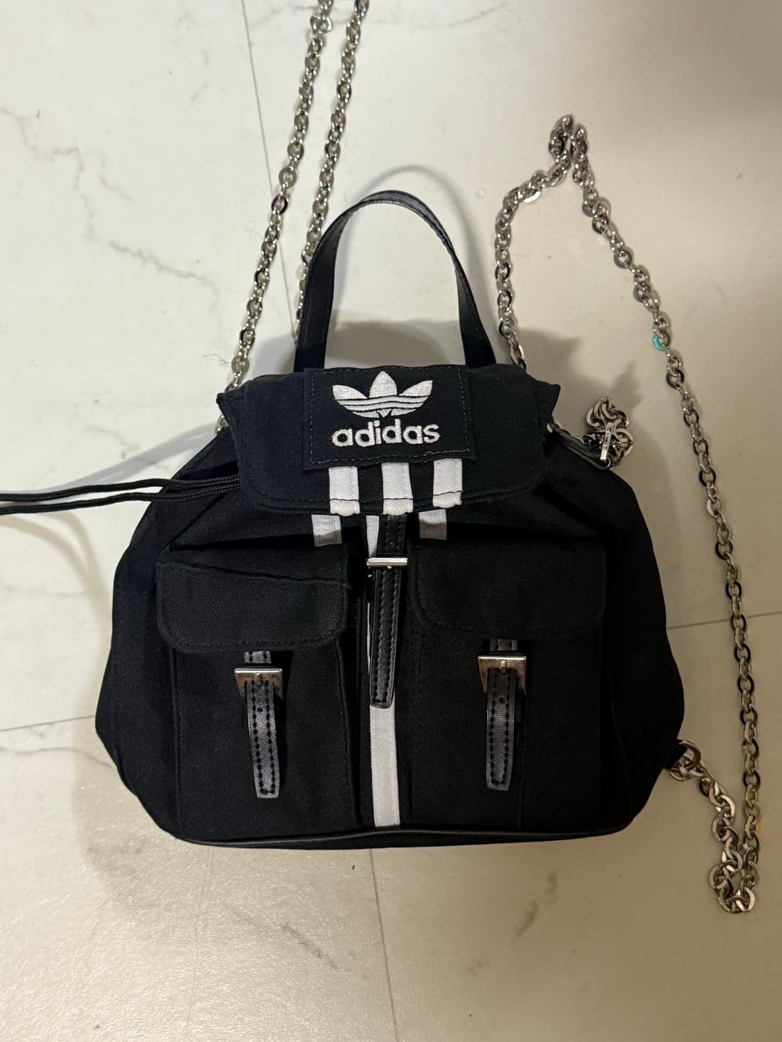 아디다스 체인 미니백팩 상품이미지1