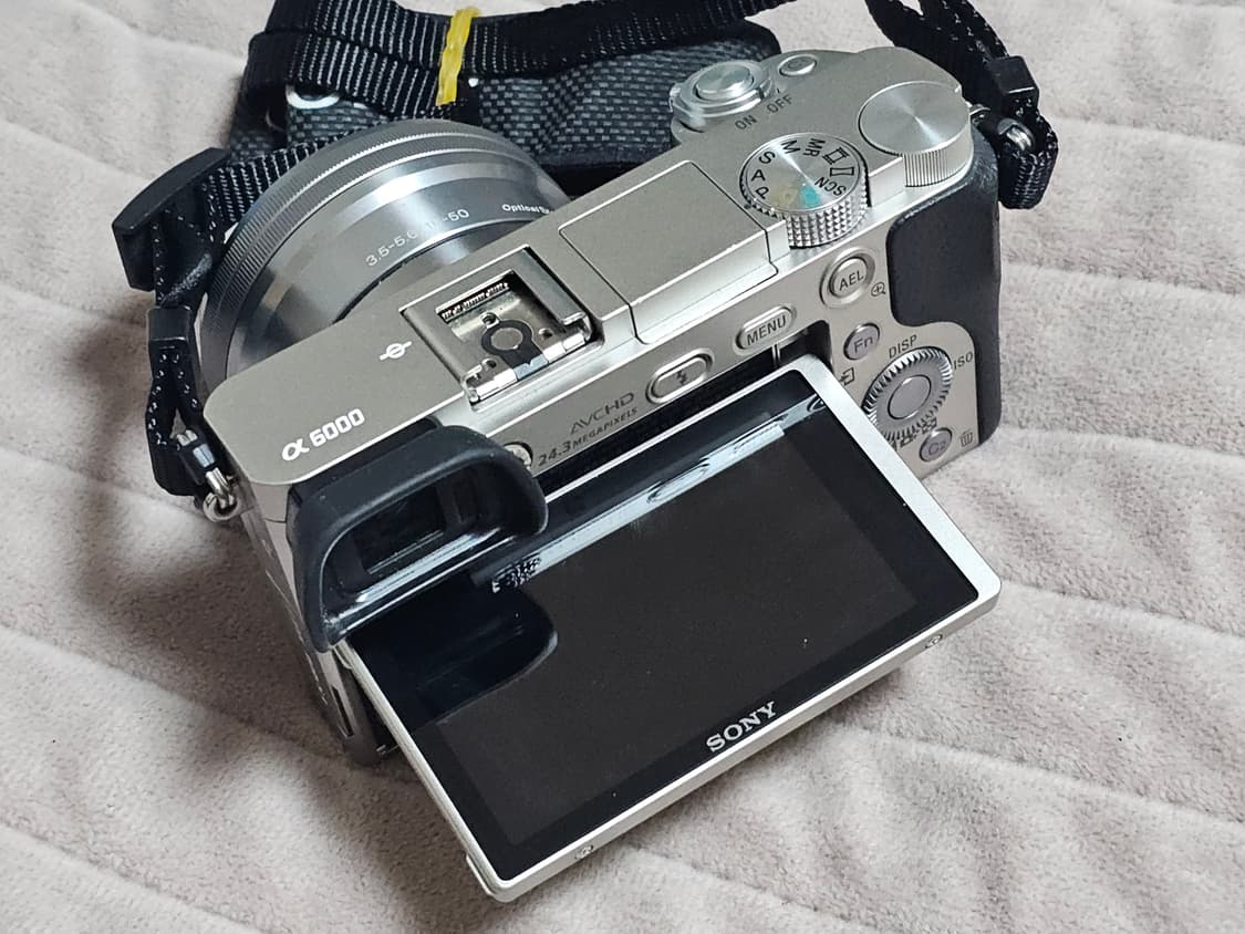 소니 a6000 미러리스 카메라(16-50렌즈+오레오 렌즈) 상품이미지8