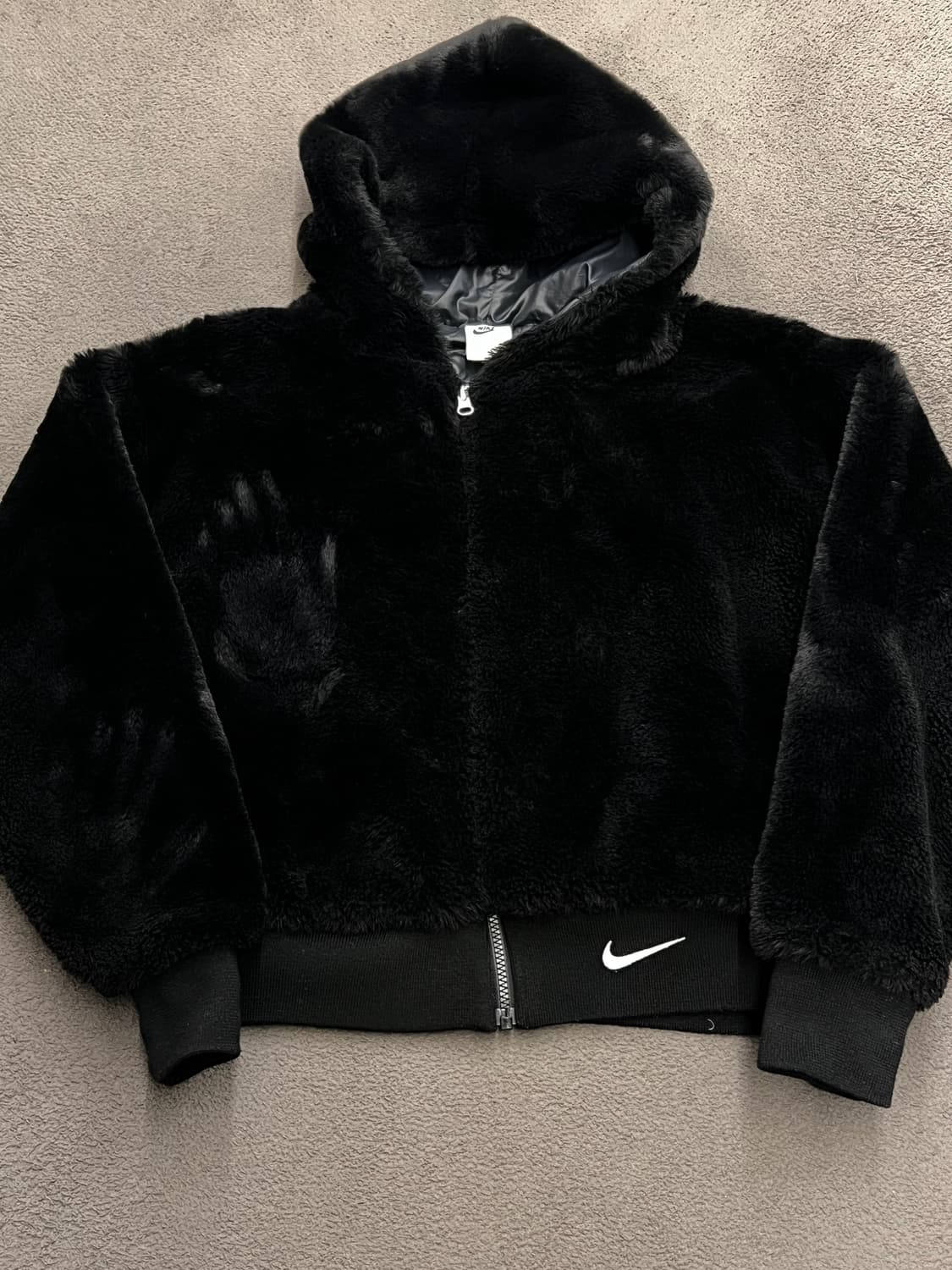 나이키 에센셜 페이크퍼 자켓 처분  상품이미지1