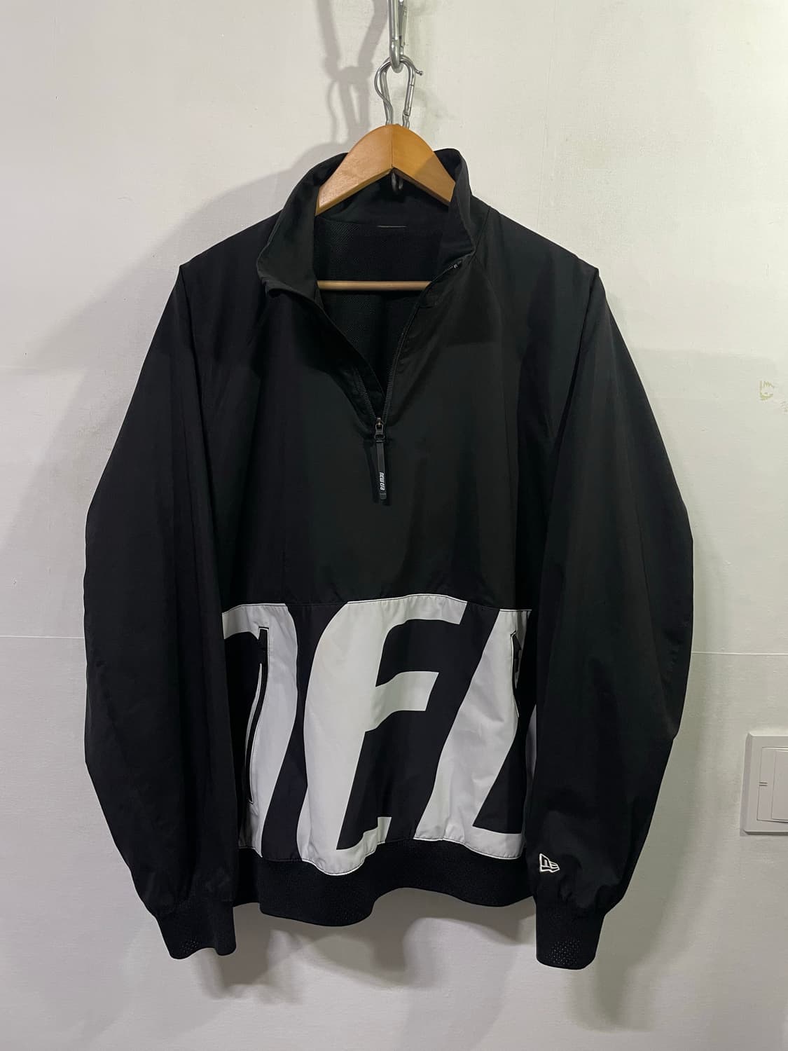 뉴에라 아노락 반집업 뉴에라 우븐 나일론 바람막이 110 2XL 상품이미지2