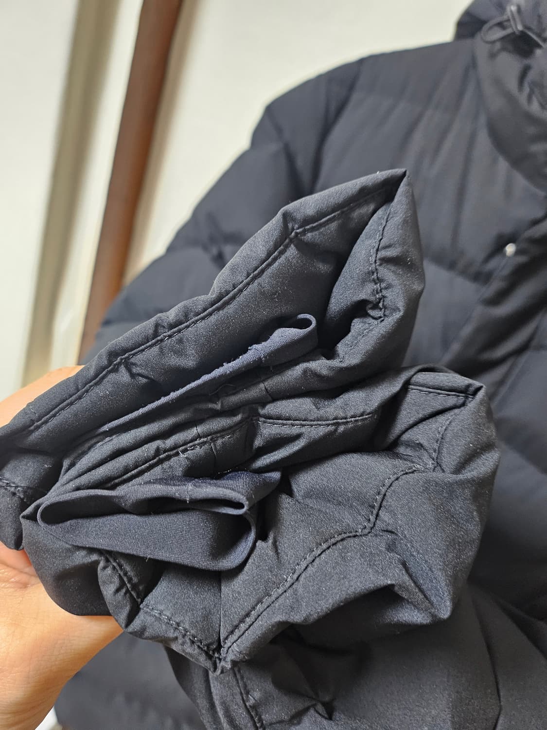 (매장정품)에르노 HERNO 구스남성롱패딩 고어윈드스토퍼 블랙 52 상품이미지4