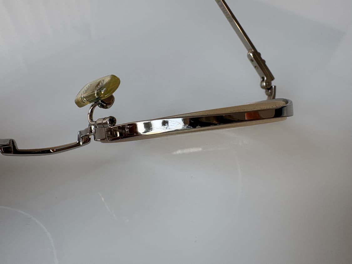 젠틀몬스터 리버티 Liberty Col.02 은색 안경테 상품이미지8