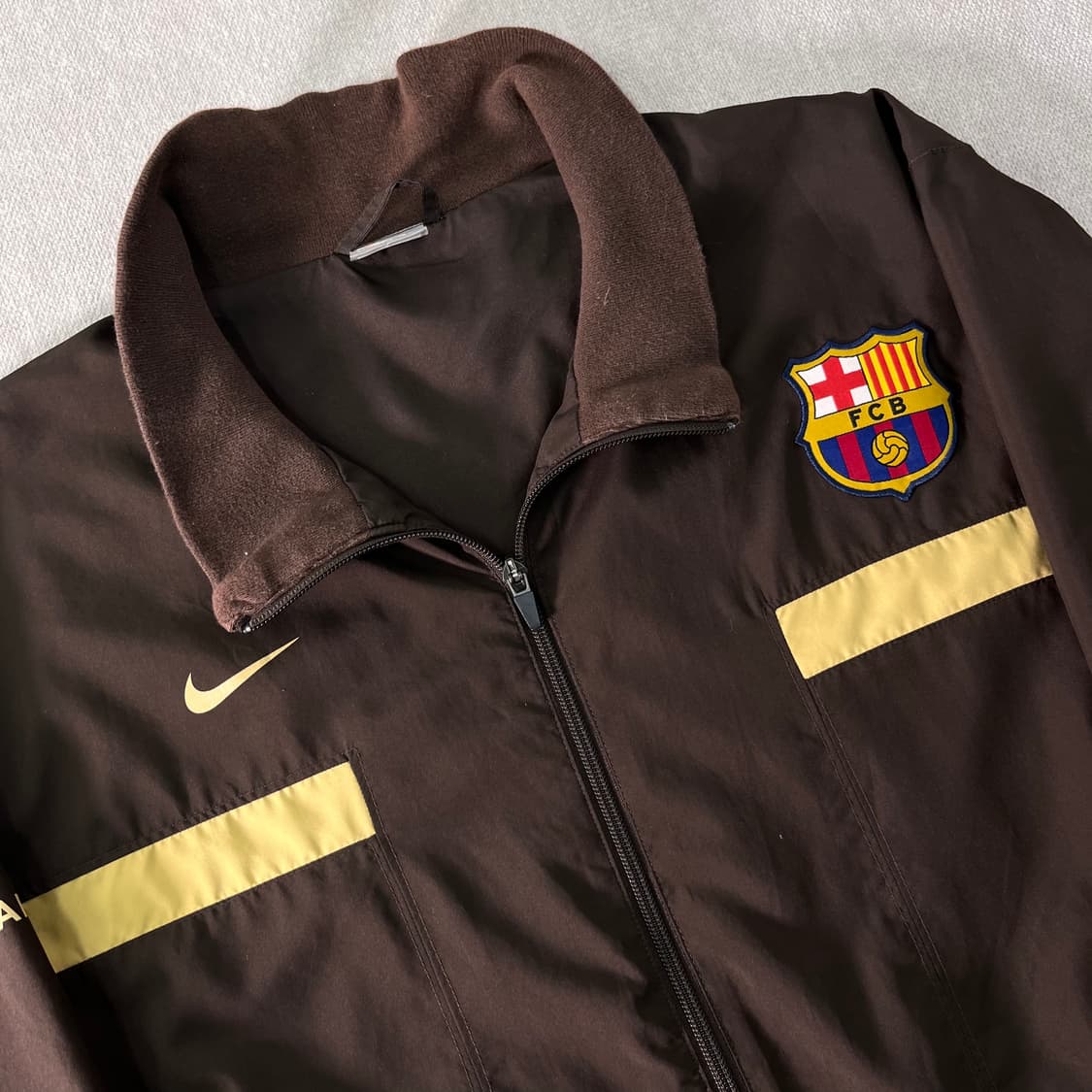 100 나이키 바르셀로나 브라운 바람막이 자켓 상품이미지2