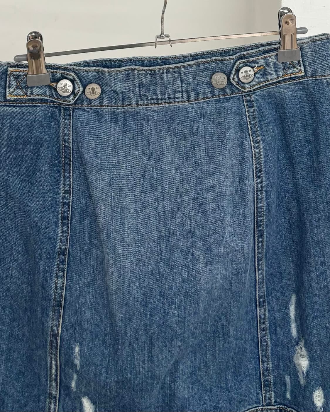 비비안 웨스트우드 앵글로매니아 립 디테일 데님 스커트 상품이미지5