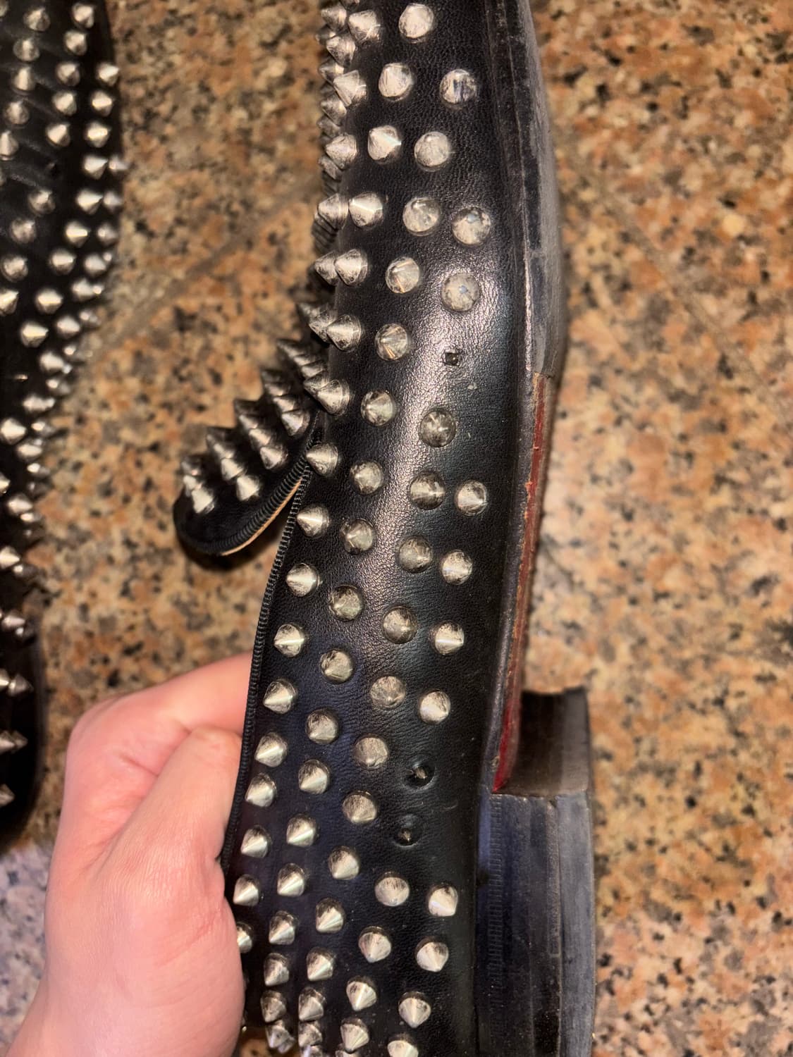 크리스찬 루부탱 스터드 로퍼 상품이미지4