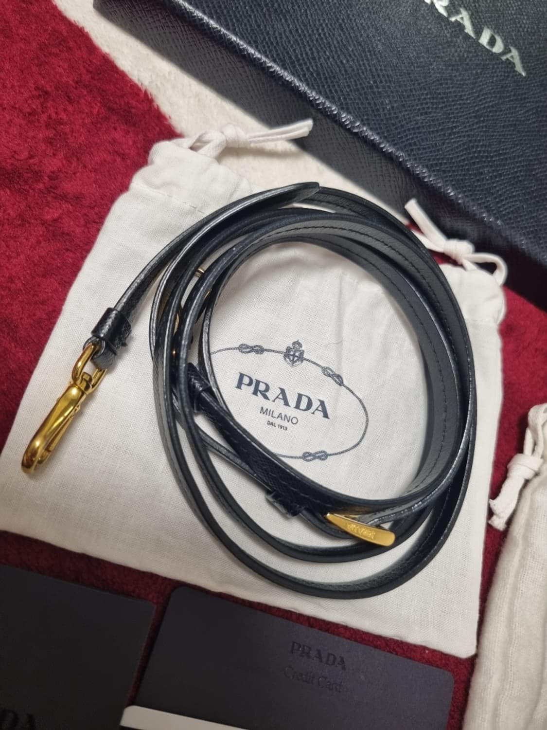 프라다 사피아노 레더 폰홀더백 상품이미지4