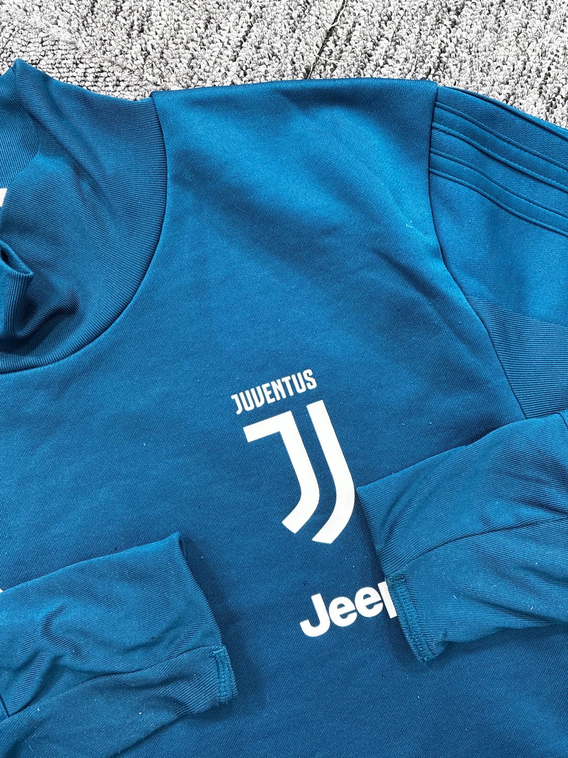 아디다스 17-18 유벤투스 트레이닝탑 M 상품이미지6