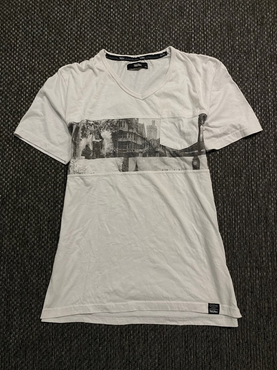 [MOSSIO] Y2K Print Tee 상품이미지4