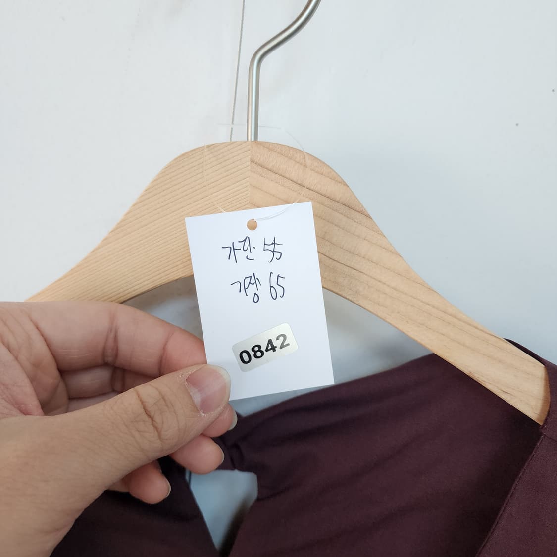 나이스클랍 버건디 브이넥 블라우스 상품이미지8