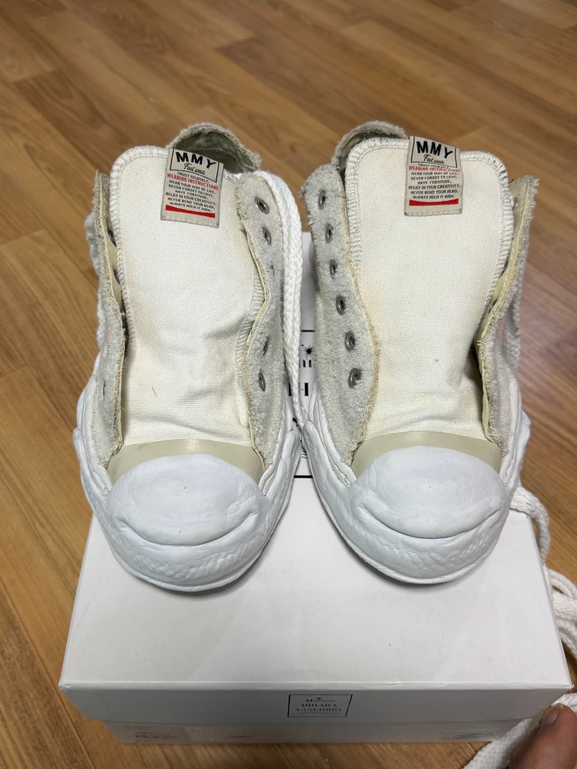 미하라 야스히로 행크 OG화이트 44사이즈 솔셔닐 상품이미지3