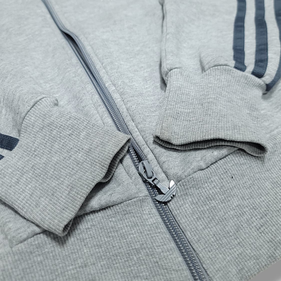 [90] 아디다스 그레이&실버 파이어버드 트랙탑 FLE 우먼 기모 집업 상품이미지8