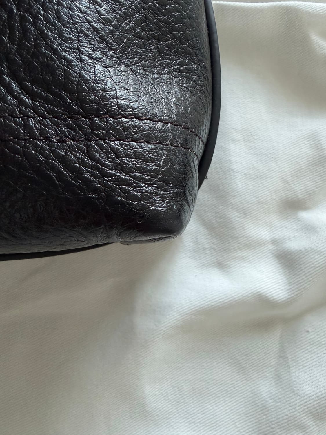 르메르 글로시 베지터블 레더 스몰 기어백 에스프레소 상품이미지7