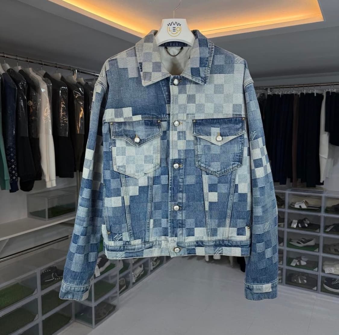 [리오브전포점] 루이비통 X 퍼렐 다미에 클래식 데님 트러커 자켓 상품이미지1