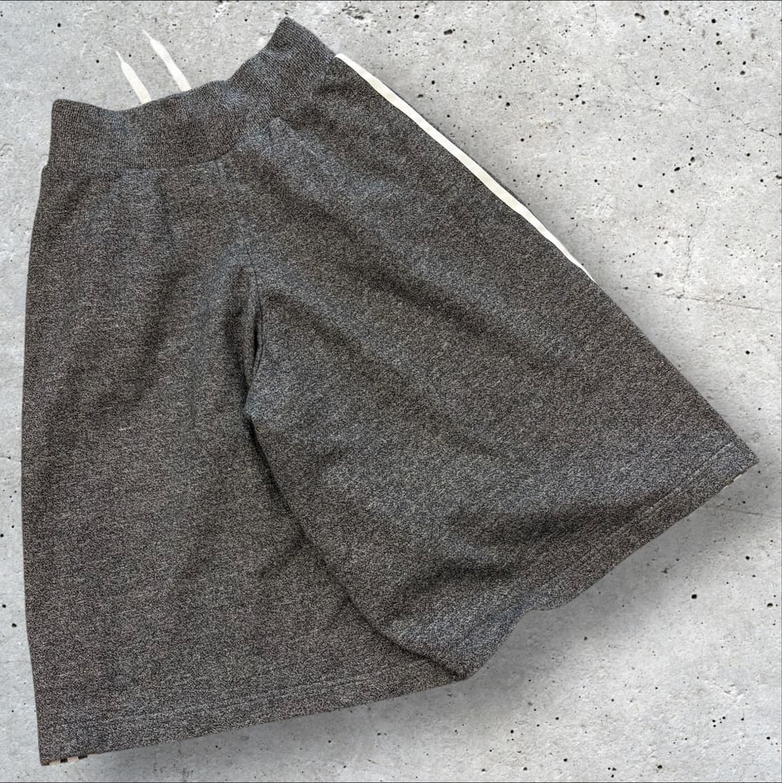 [90] 아디다스 3선 트레이닝 버뮤다 반바지 회색 D145 상품이미지2