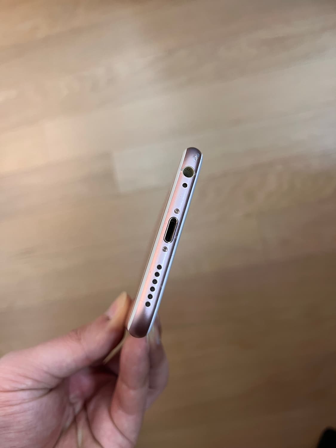 아이폰 6S 로즈골드 128GB 모델 상품이미지5