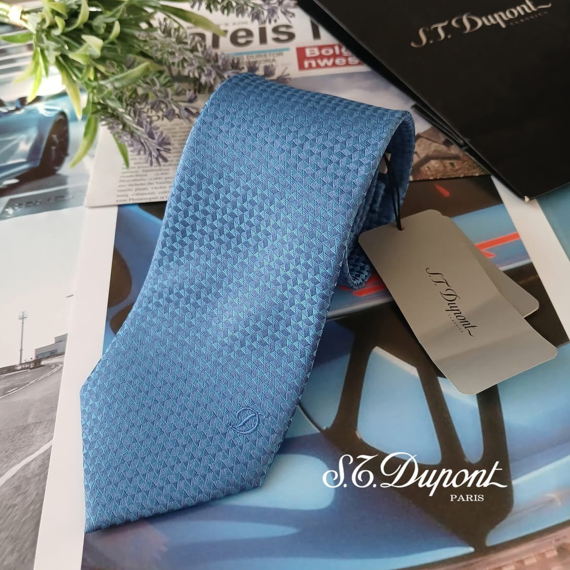 듀퐁 실크 스카이블루 자카드 로고 넥타이 8cm 새상품 A19036
 상품이미지1