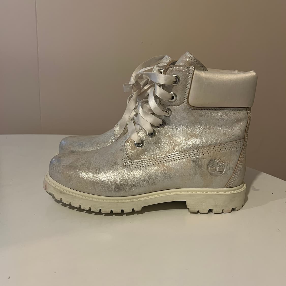 팀버랜드 6인치 실버 글리터 부츠 상품이미지2