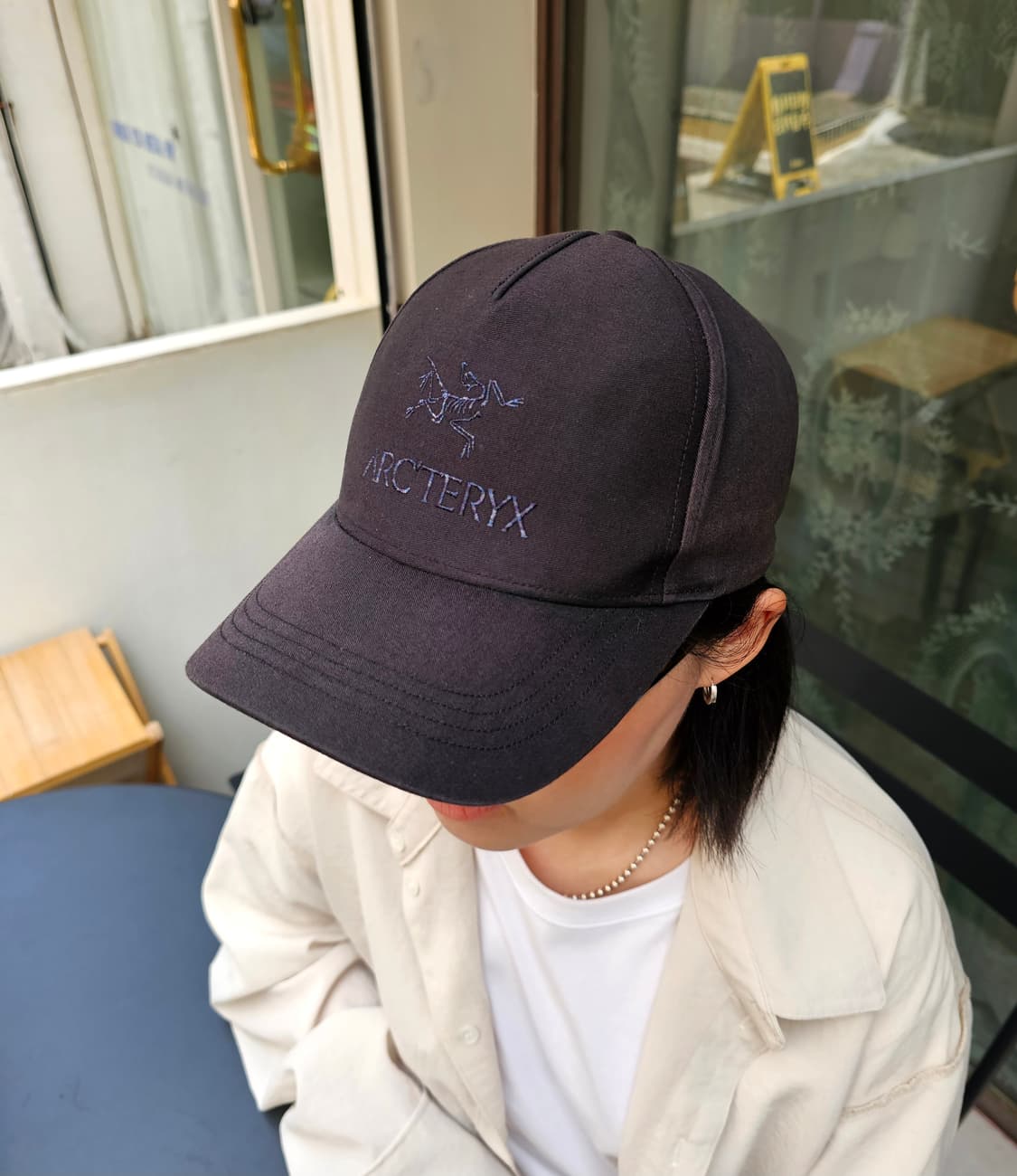 Arcteryx 블랙 Bird Word Cap 상품이미지1