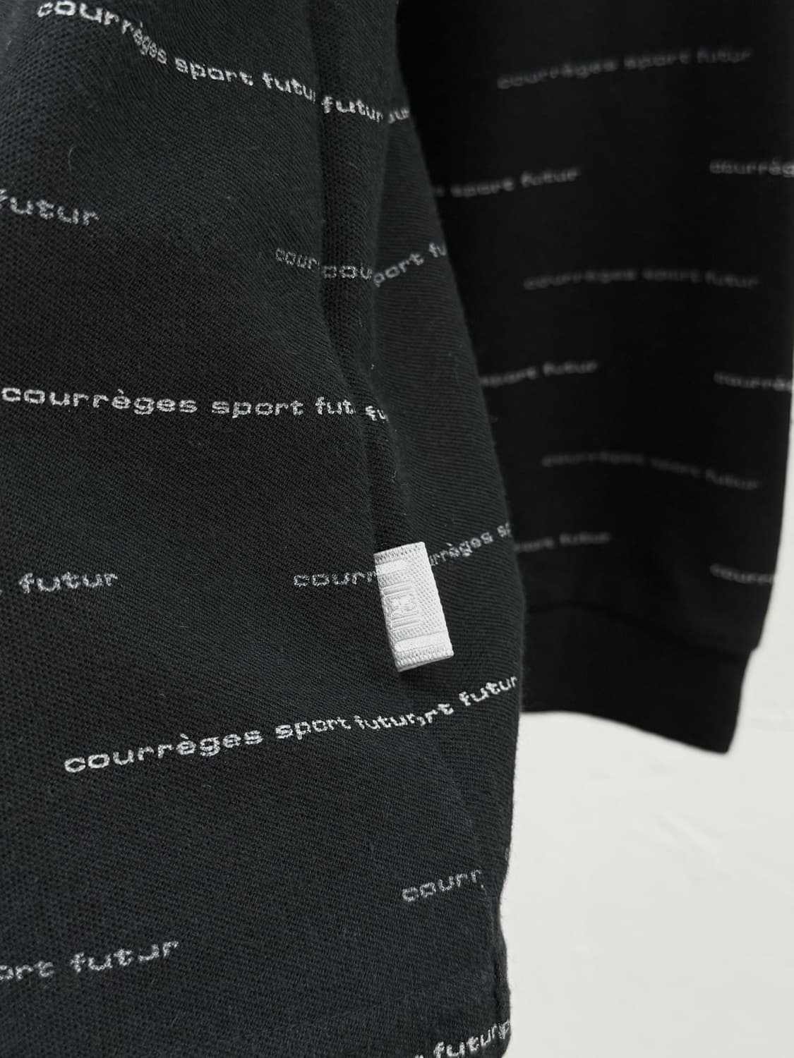 courreges 하프집업 롱슬리브 상품이미지3