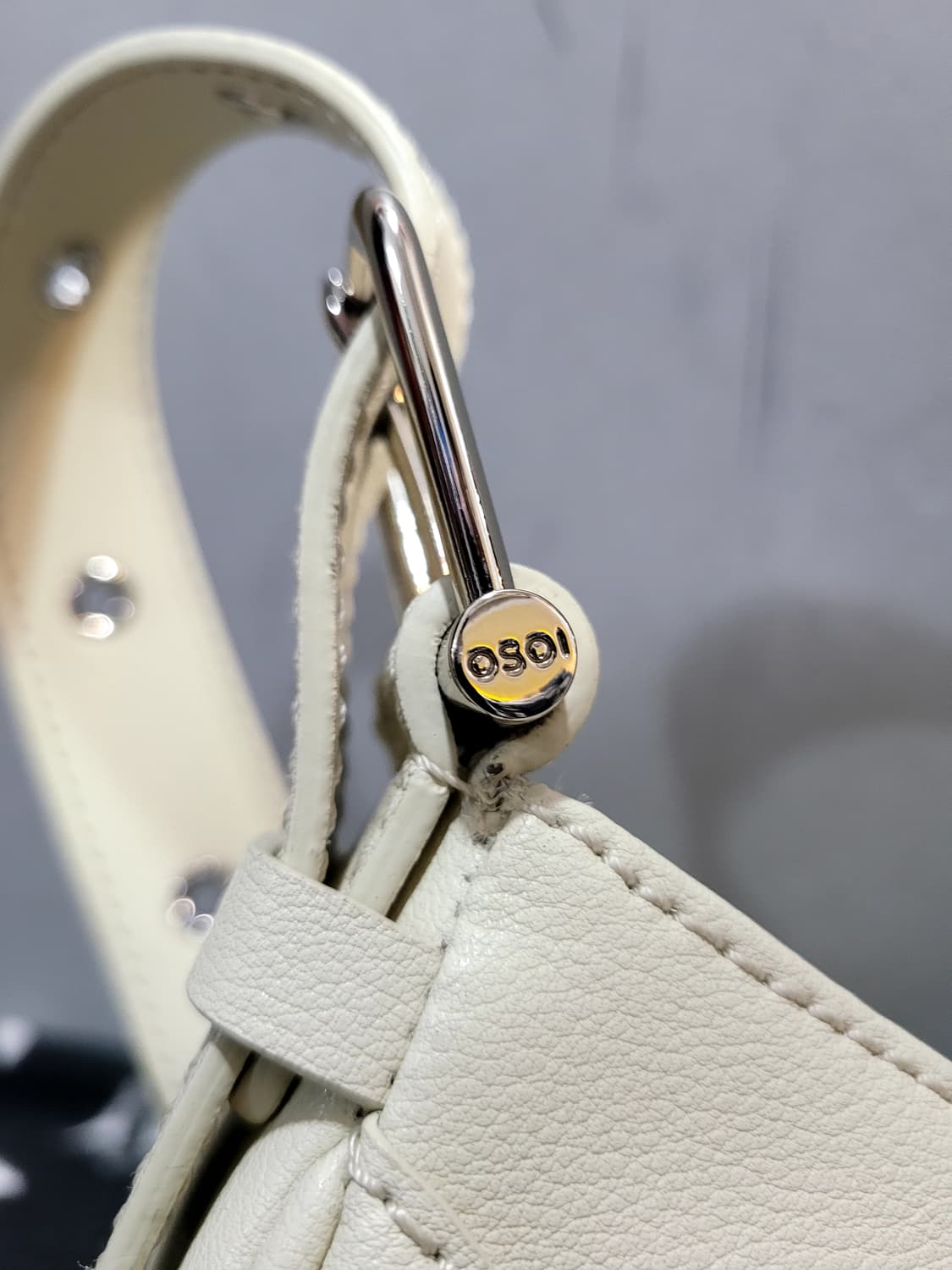 정품 오소이 스톤 크림 소가죽 호보백  상품이미지5
