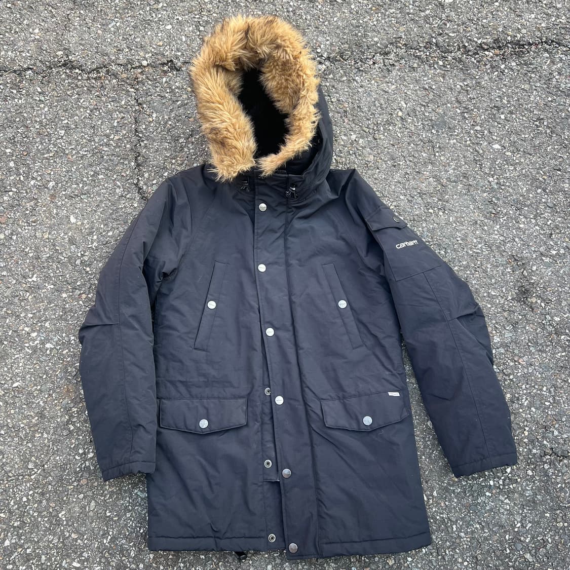 칼하트 블랙 후드 패딩 점퍼 상품이미지2