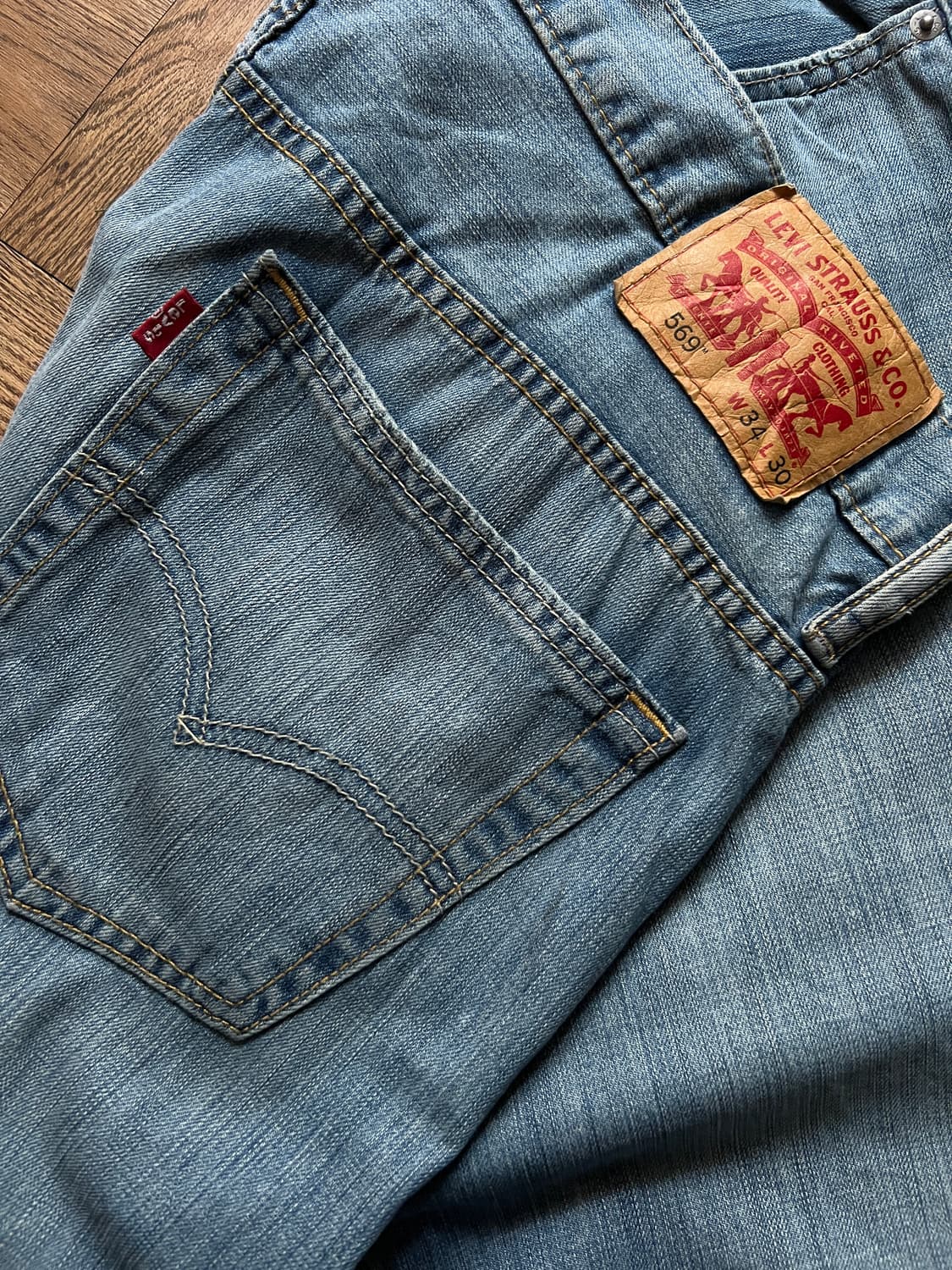 [34]리바이스 569 와이드핏 라이트블루 데님 팬츠 상품이미지5