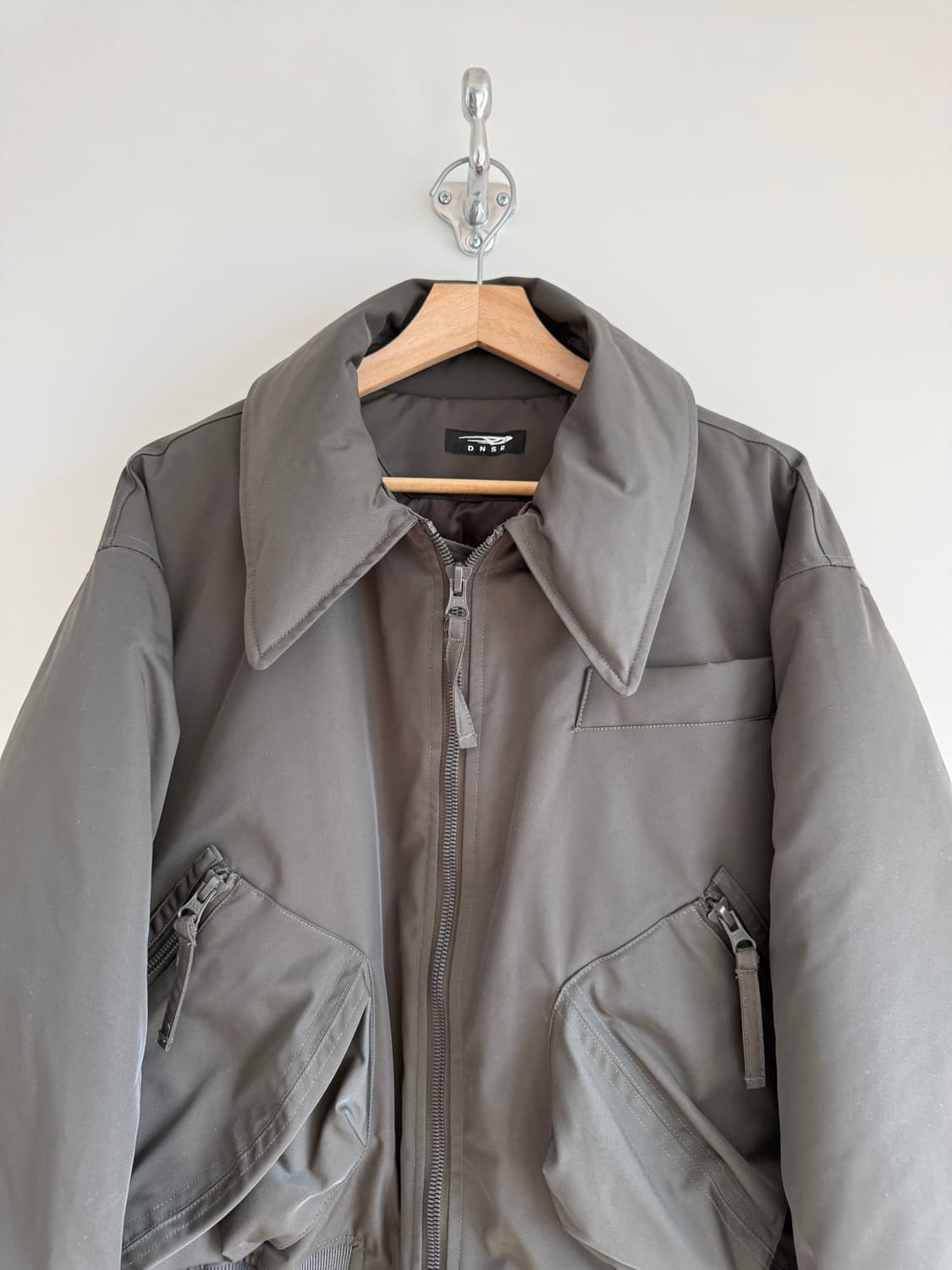 DNSR 플라이트 크롭 덕다운 패딩 점퍼(카키) 상품이미지2