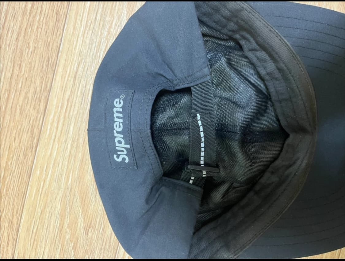 슈프림 고어텍스 모자 상품이미지2