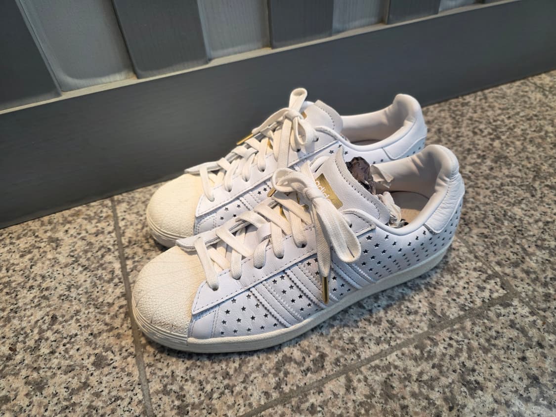 아디다스 x 아트모스 슈퍼스타 골드 스타 260 상품이미지1