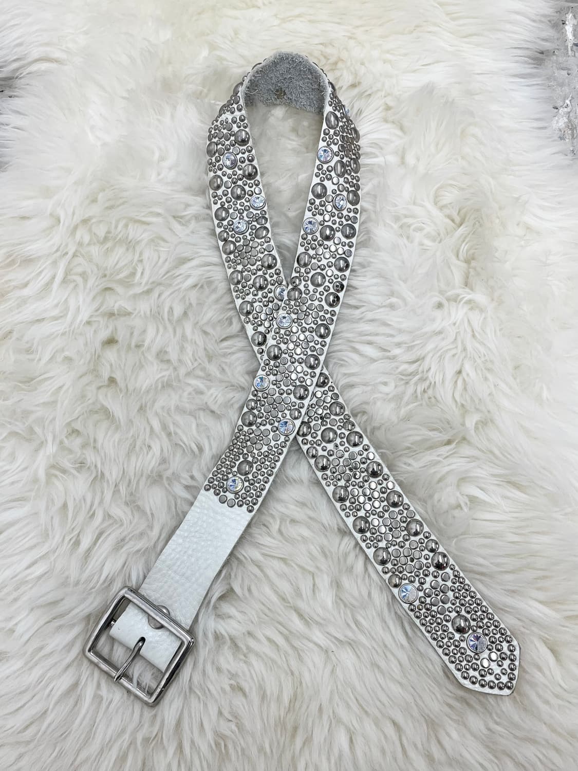 리얼레더 스터드 큐빅 디테일 버클 벨트 상품이미지1