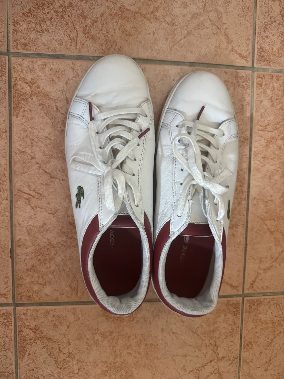 라코스테 스트레이트셋 레더 스니커즈 상품이미지1