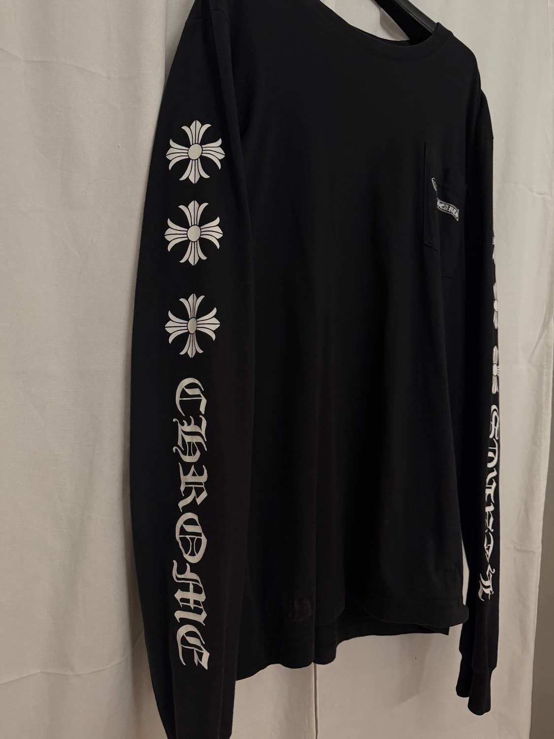 크롬하츠 크로스 레터링 롱슬리브 티셔츠 상품이미지2