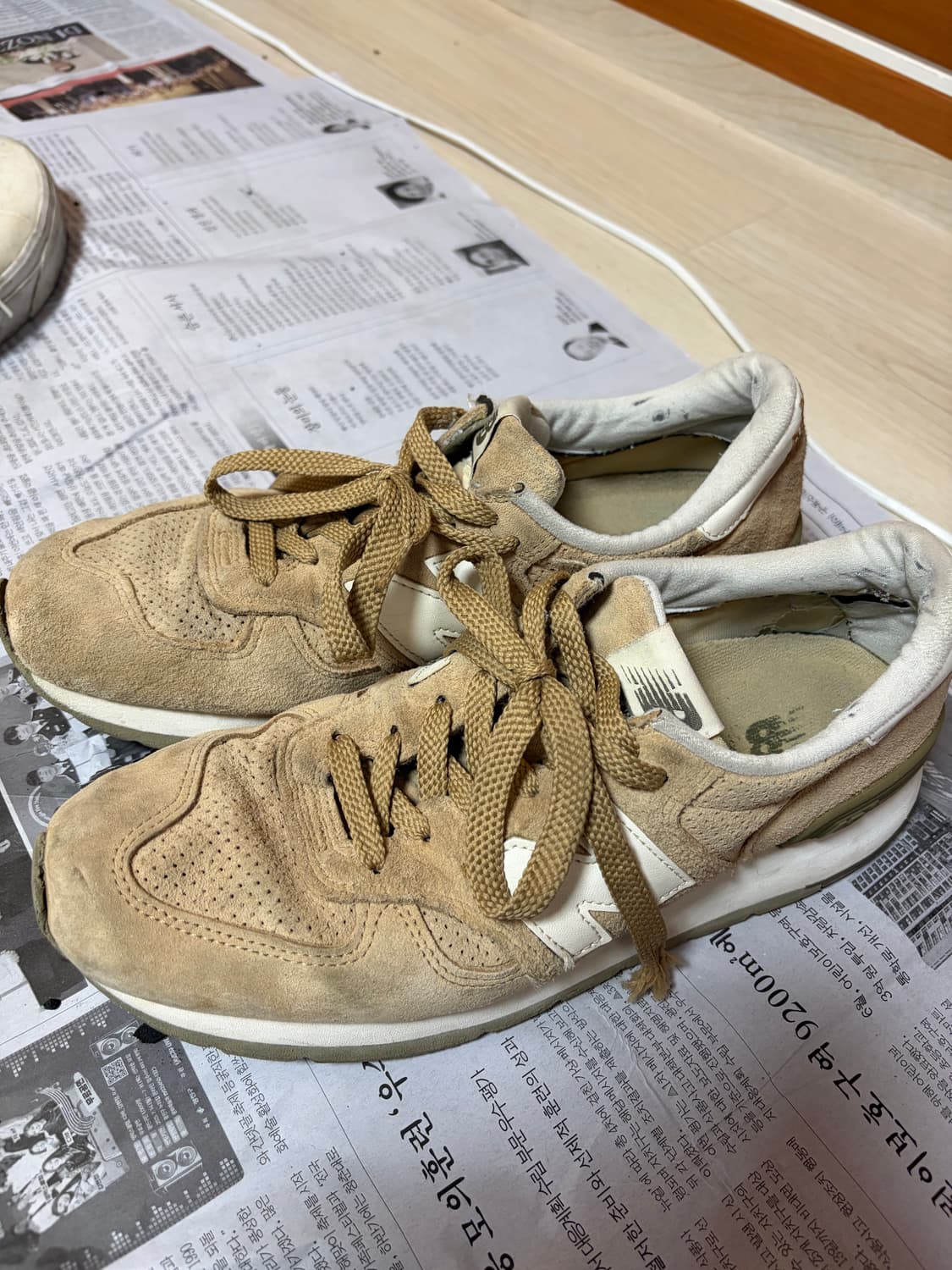 뉴발란스 m990 베이지 스웨이드 275 상품이미지1