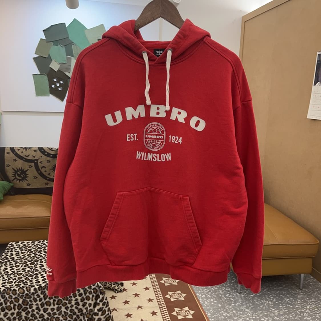 엄브로 올드스쿨 레트로 빈티지 스펠로고 후드티 100 C09466 상품이미지3