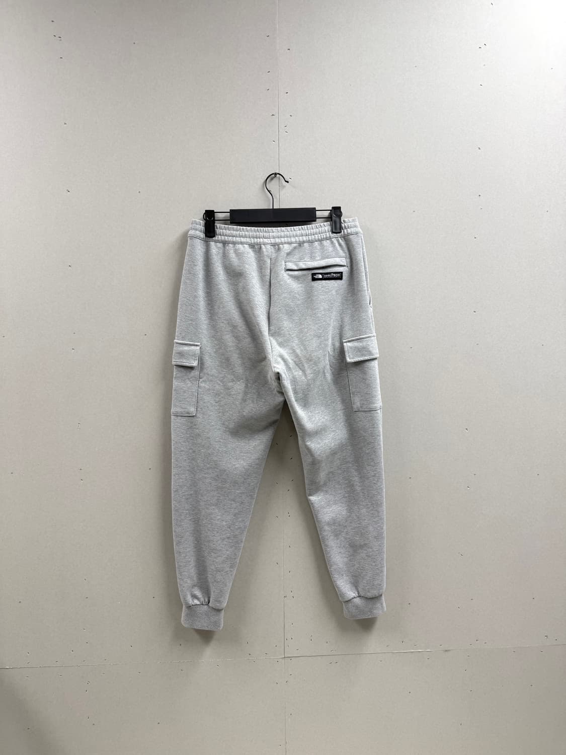 공용 75 / 노스페이스 스웻 카고 조거팬츠  트레이닝 그레이 상품이미지4