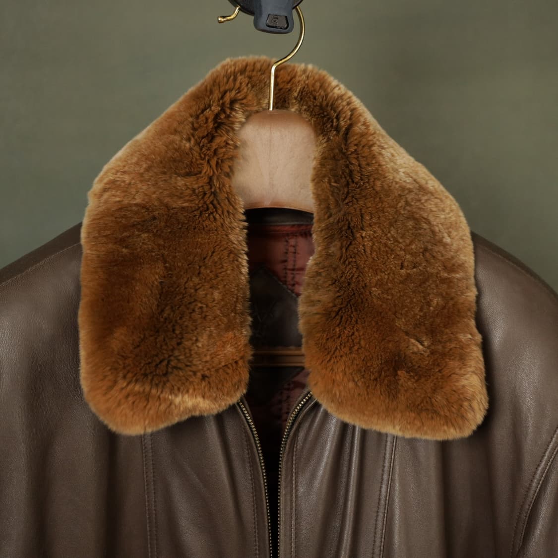 YSL 입생로랑 램스킨 퍼 탈부착 레더자켓 상품이미지7