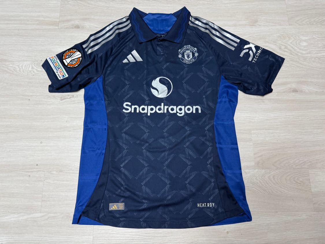 [XL] 아디다스 24-25 맨유 어웨이 호일룬 유로파 유니폼 상품이미지3