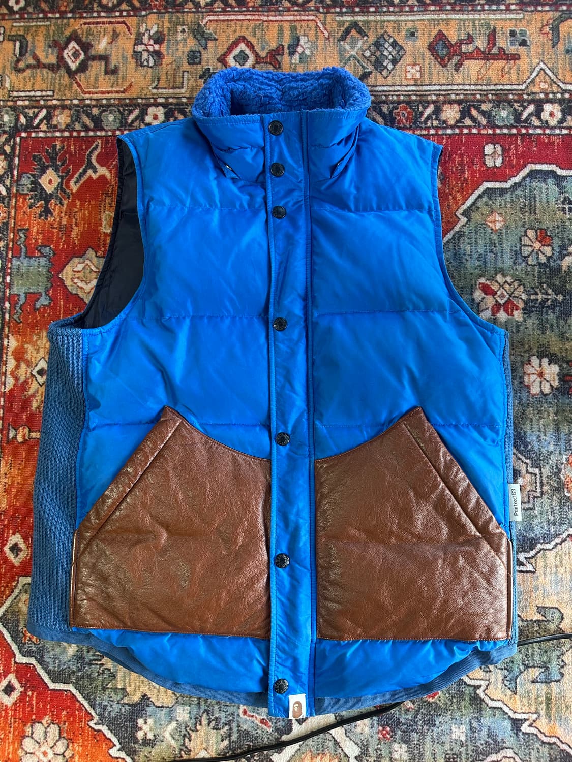 베이프 조끼패딩 상품이미지1