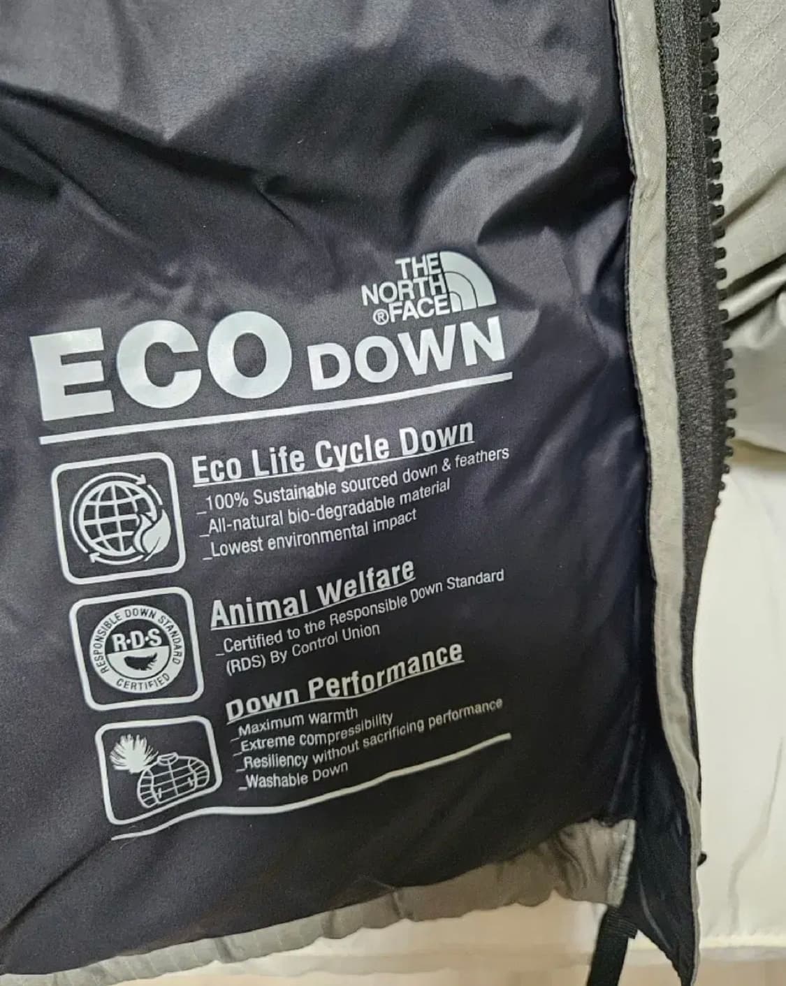 노스페이스 패딩 화이트라벨 노벨티 눕시 다운 자켓 라이트카키 상품이미지6