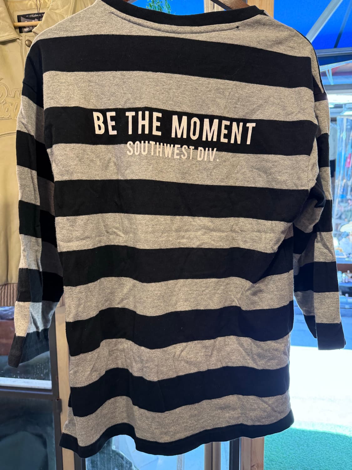 NBA 그레이블랙 스트라이프 롱슬리브 상품이미지4