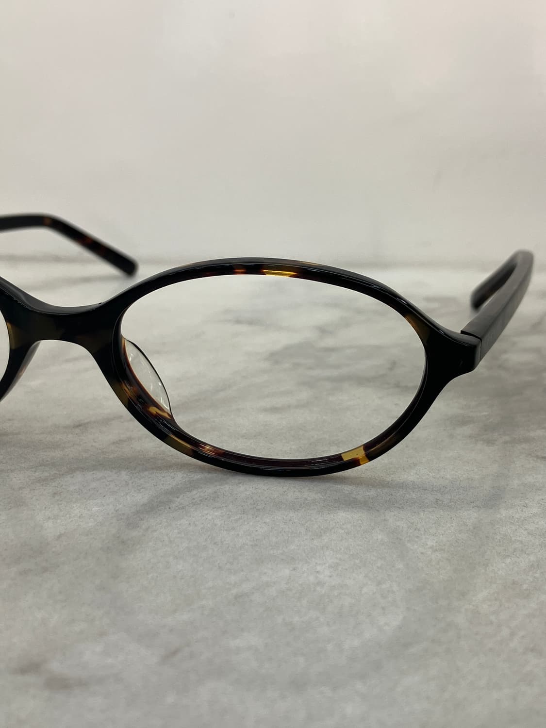 토스티 Tosti 레오파드 오벌 뿔테 안경 상품이미지6