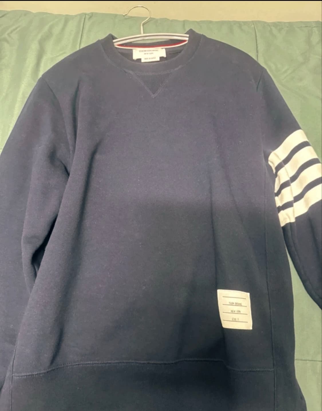 (새상품급시착1회)톰브라운 사선완장맨투맨3사이즈 상품이미지1