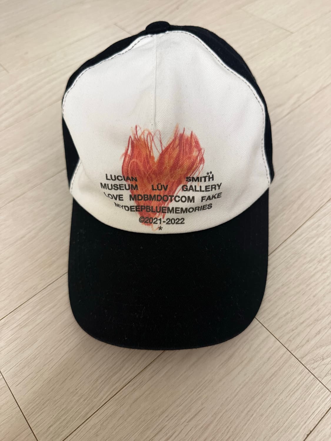 루시안 스미스 마이딥블루 메모리즈 캡 상품이미지1