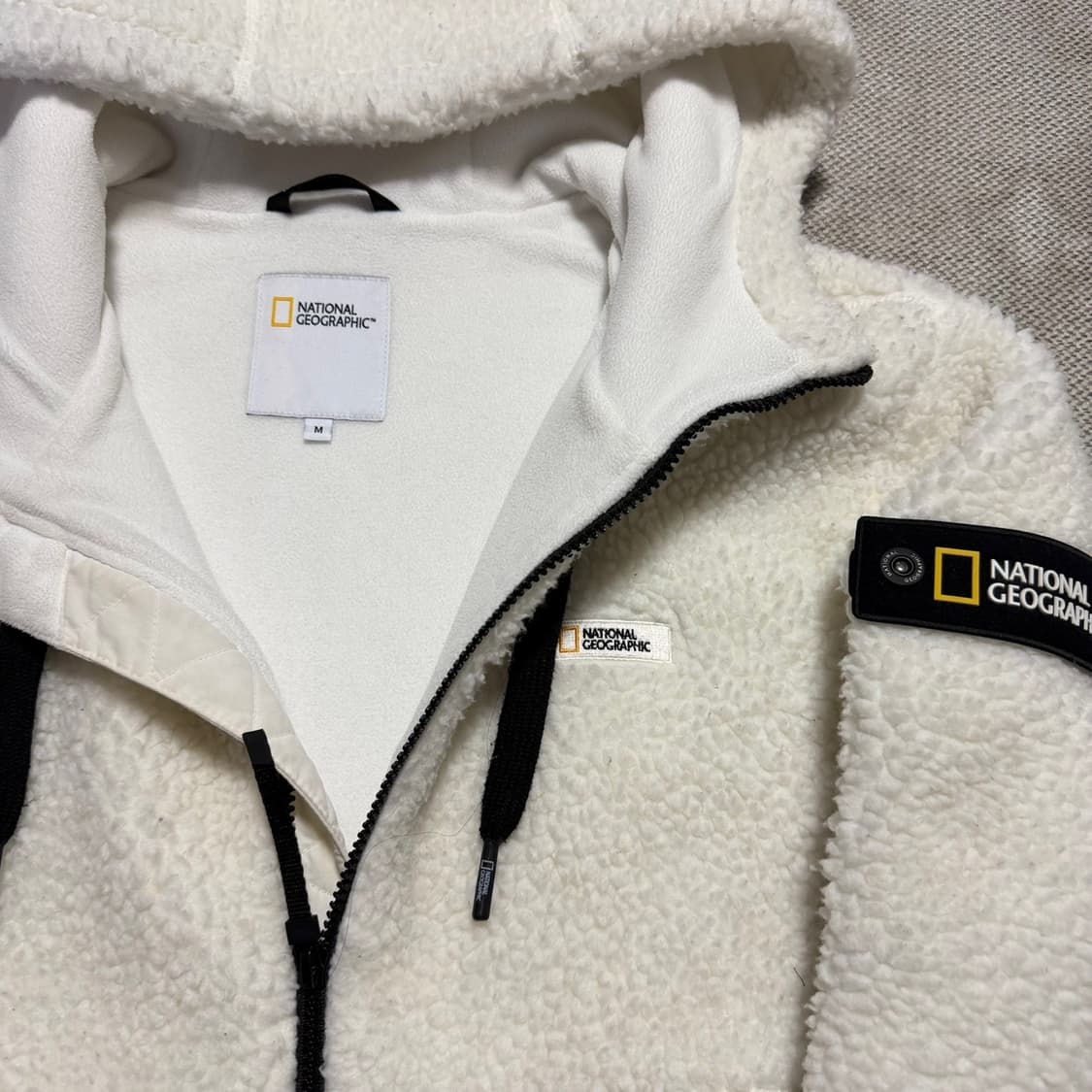 내셔널지오그래픽 뽀글이 플리스 자켓 상품이미지2