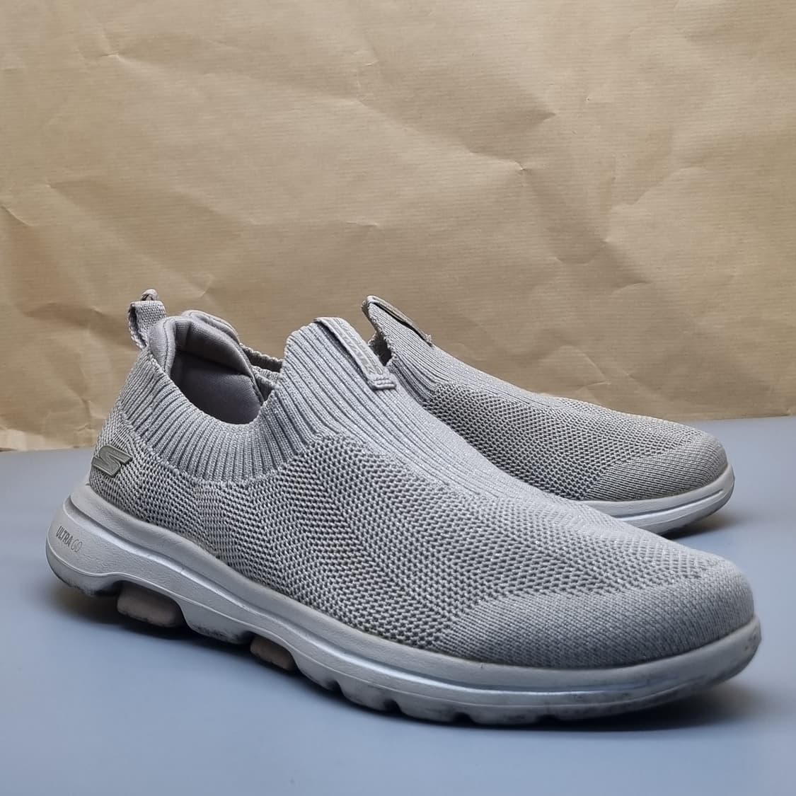 스케쳐스 고워크6 슬립온 250 상품이미지1