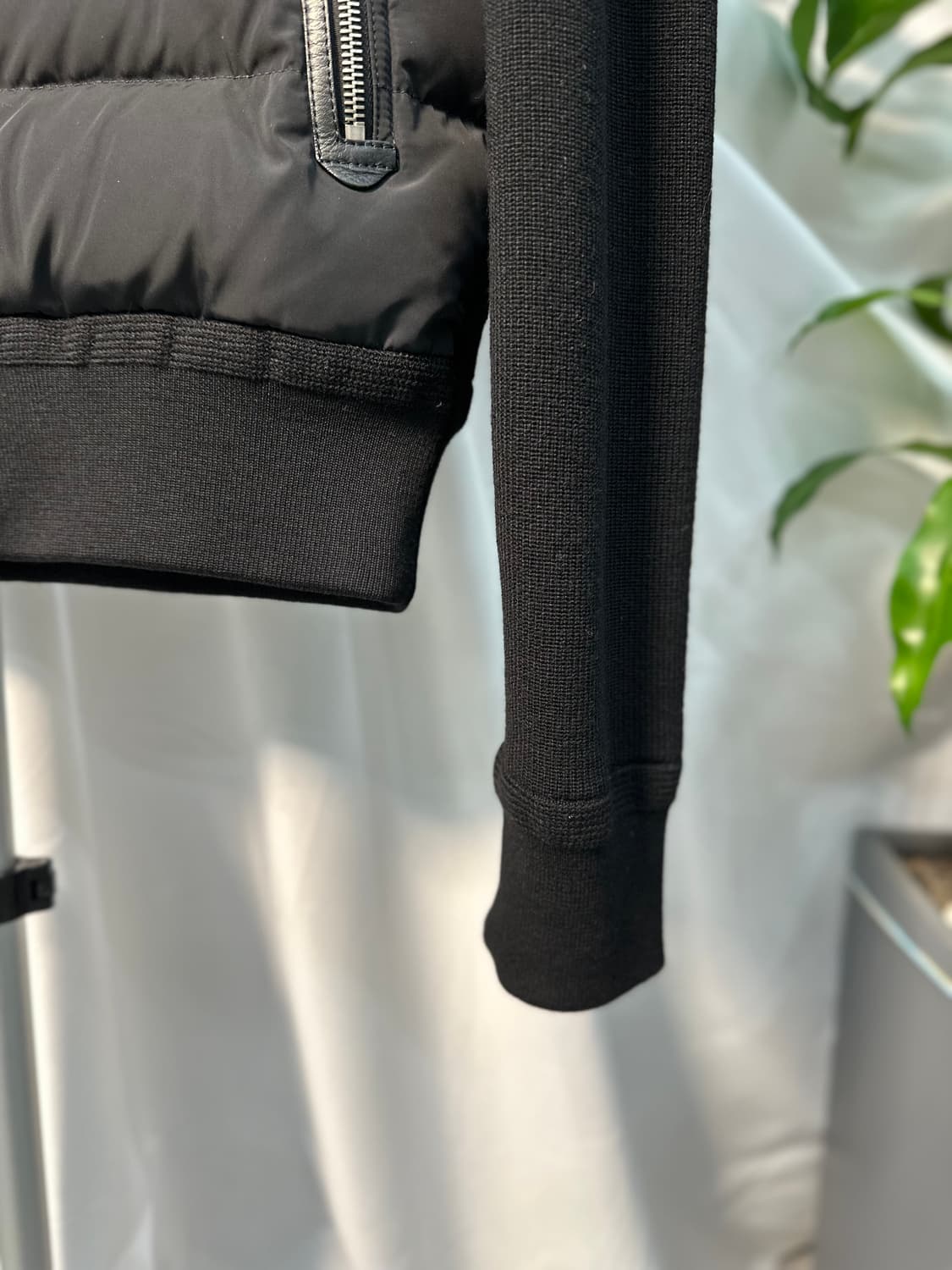 톰포드 울 블렌드 니트패딩 52 상품이미지3