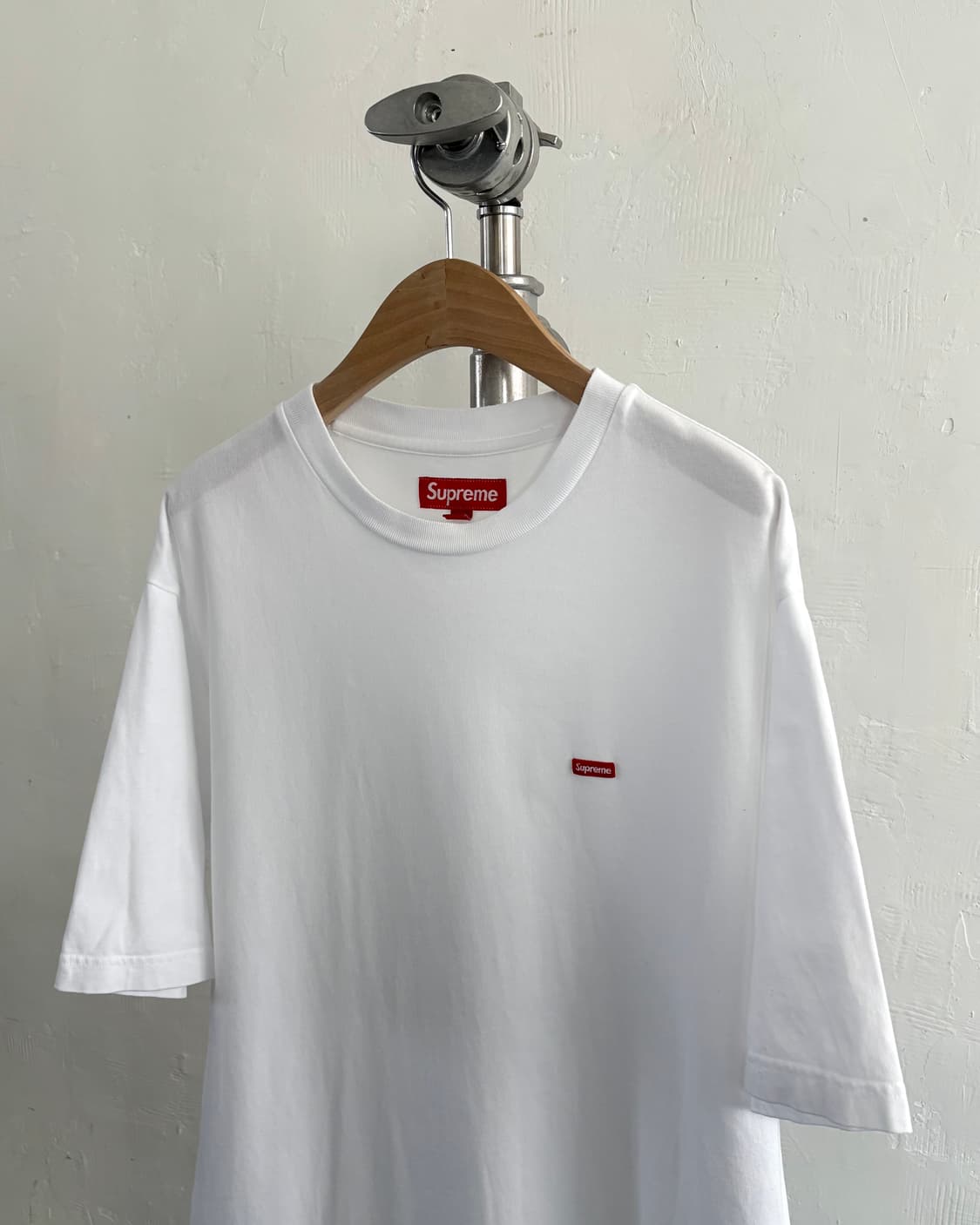 Supreme 슈프림 화이트 컬러 박스로고 티셔츠 상품이미지2