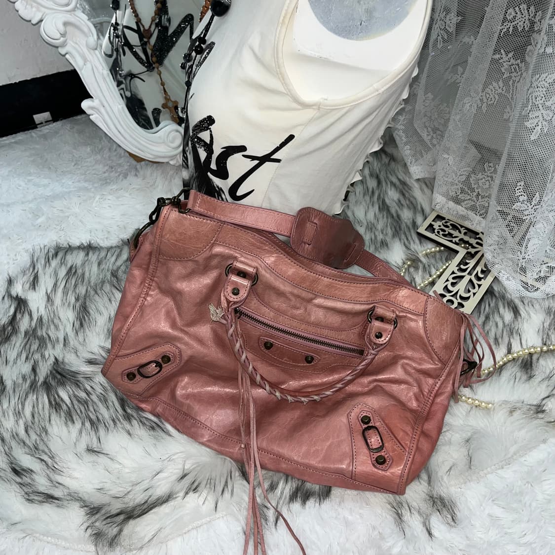 발렌시아가 핑크 모터백 상품이미지1