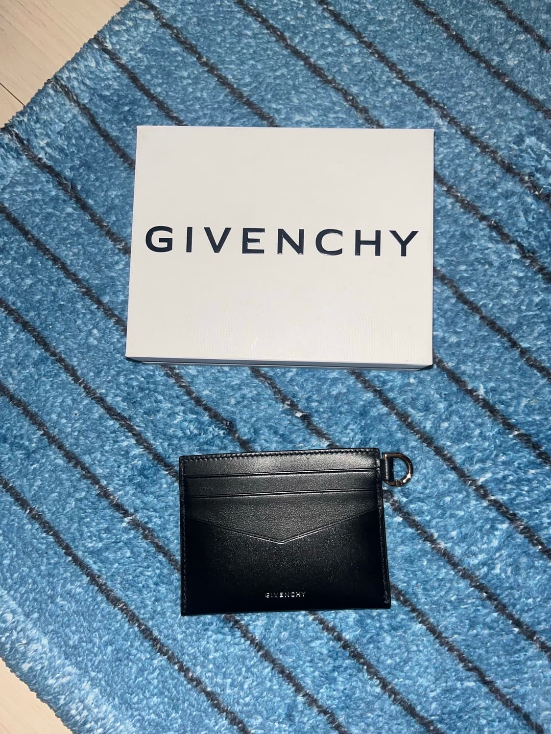 지방시 4G 카드 지갑 홀더 블랙 상품이미지2