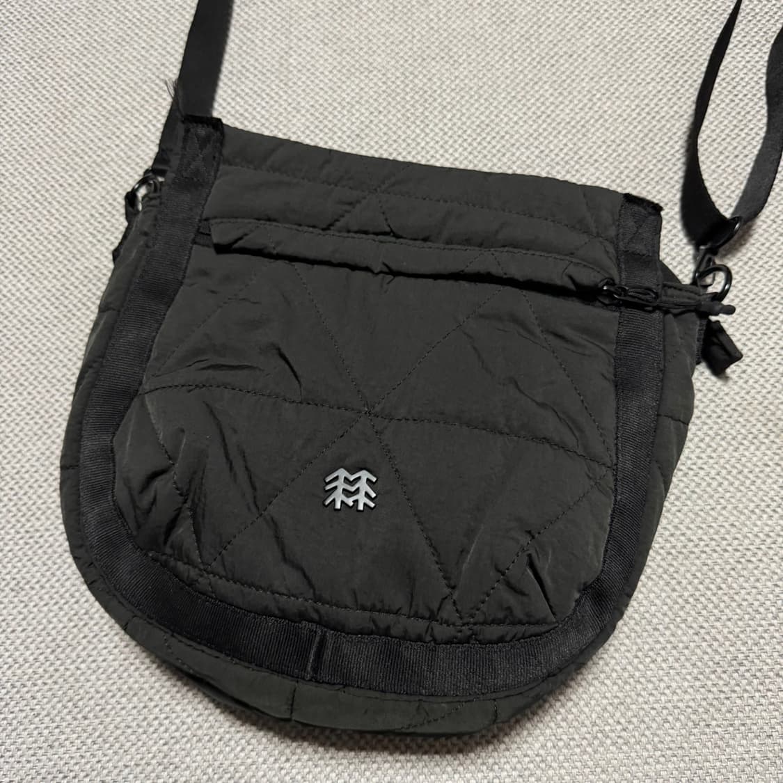 코오롱스포츠 패딩 미니 크로스백 상품이미지2